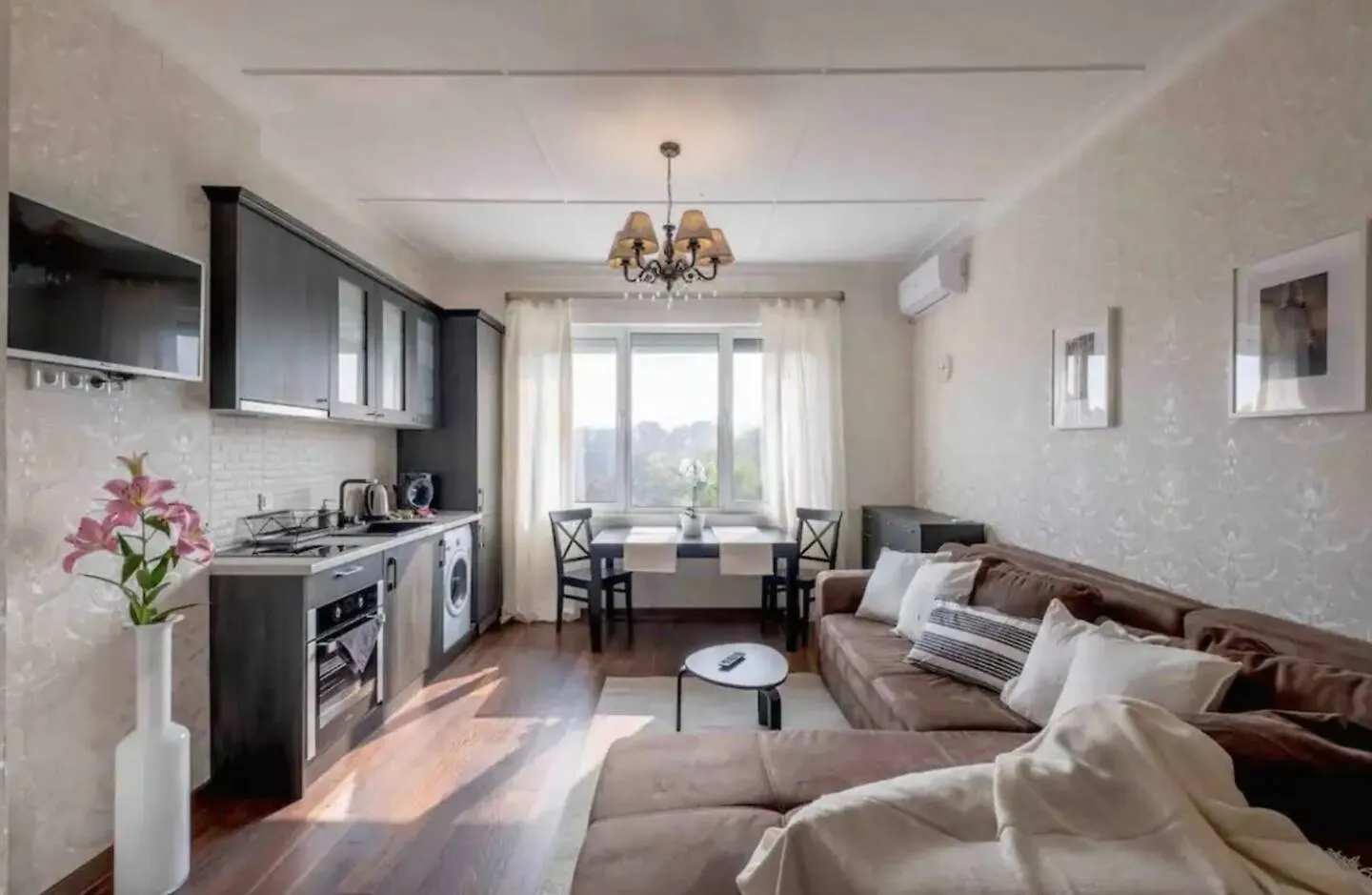 Amazing Location In The Center For 8 Villa Sofia Bulgaria